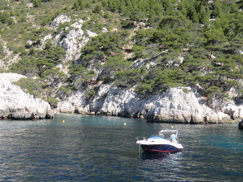 Calanques mit Yacht